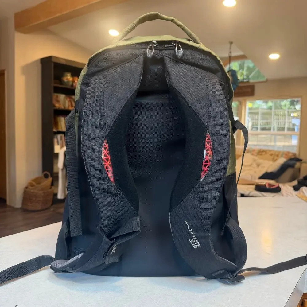 JANSPORT AirLift 2.0 Olive Green Laptop Backpack Bookbag Clamshell Tech Bag